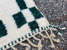Moroccan wool rug - Cream & dark green geometric - Custom size