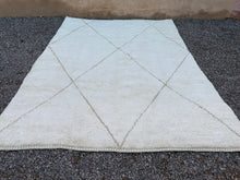 Custom beni ourain rug - Cream with subtle diamond lines