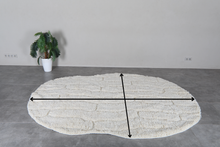 Ivory textured Moroccan rug – Handmade wool shag rug – Organic shape Berber rug – 3D geometric white rug – Custom size rug