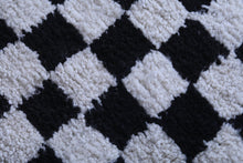 Black and white checkered round rug - Handmade Moroccan wool carpet