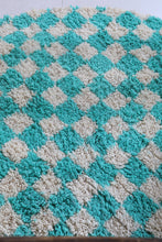 Turquoise checkered Moroccan round rug - Handmade style