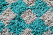 Turquoise checkered Moroccan round rug - Handmade style