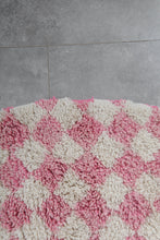 Pink & white checkered round Moroccan rug - Handmade custom sizes