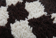 Handmade Moroccan round rug - Checkered pattern