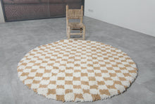 Moroccan round checkered rug - Handmade beige & white wool carpet