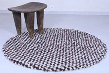 Moroccan round rug - Brown checkered berber design