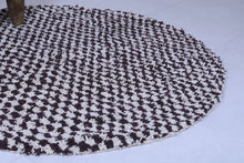Moroccan round rug - Brown checkered berber design