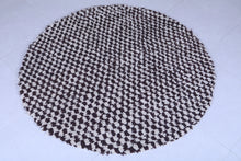 Moroccan round rug - Brown checkered berber design