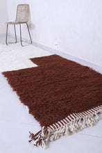 White & brown custom Moroccan rug – Warm and inviting design