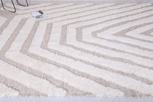 Custom modern Moroccan wool rug - Cream & beige geometric