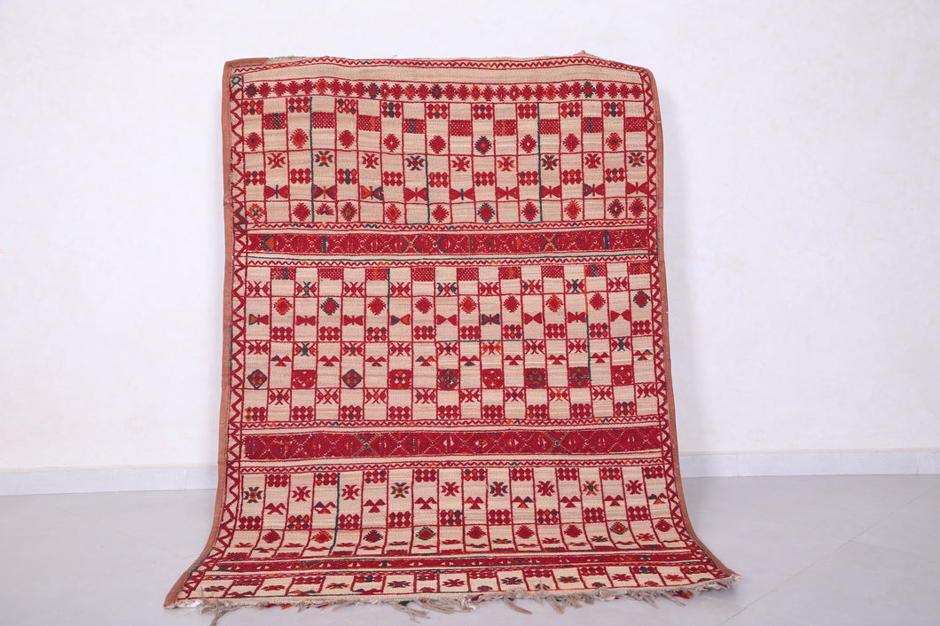 Moroccan Hassira 4.1 FT X 5.8 FT