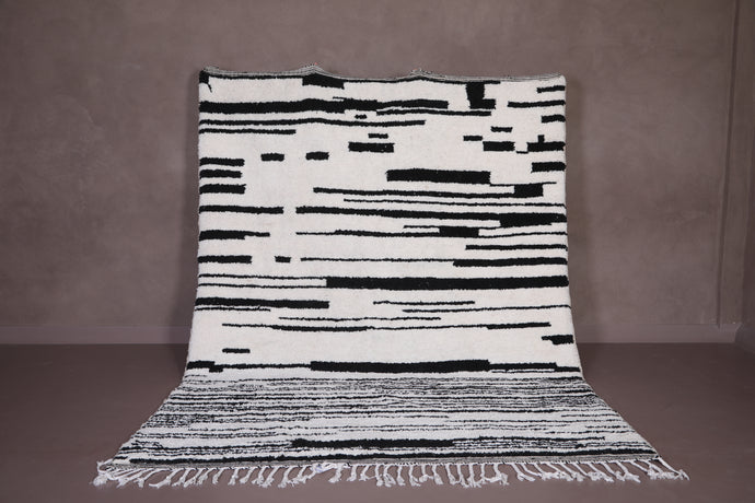 Custom Wool Berber Carpet - Handmade Black and White Design | LuxWeave