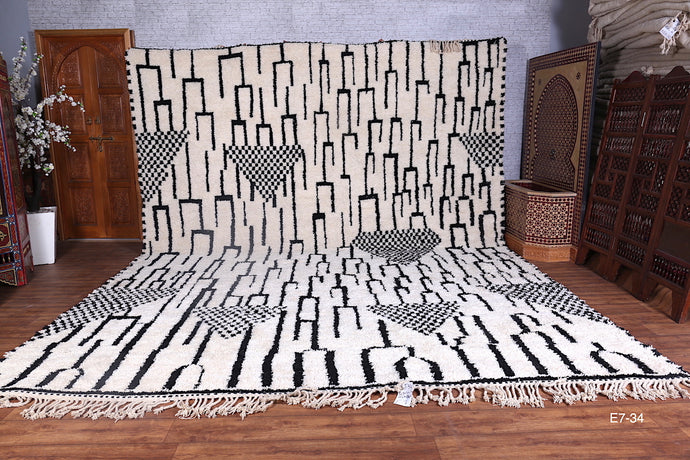 Modern Beni Ourain Rug - Handcrafted Moroccan Wool Carpet