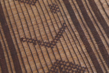Tuareg rug 5.7 X 8.4 Feet